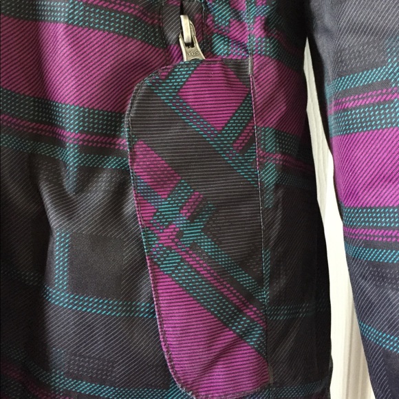 Coat from Tag - Picture 6 of 12